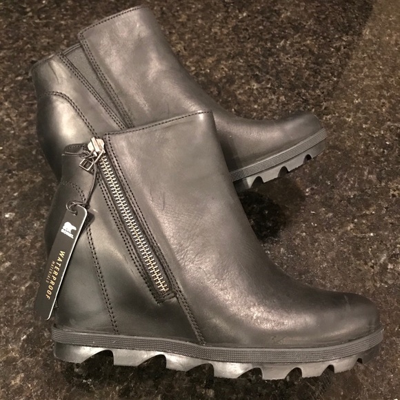 New Sorel Joan of Arctic Wedge II Zip Bootie Black - Picture 3 of 15